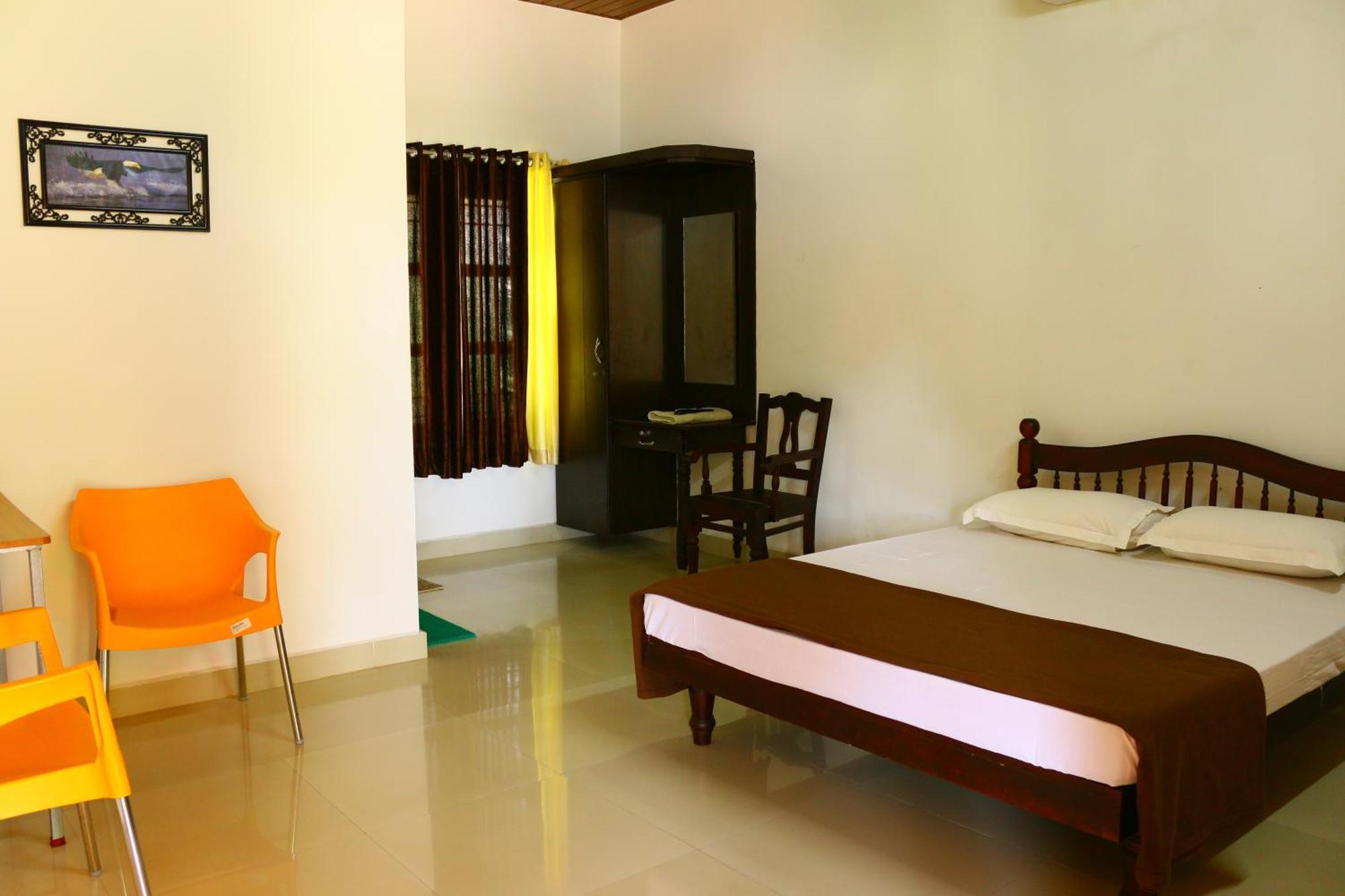 Baywatch Beach Resort Alappuzha Bagian luar foto