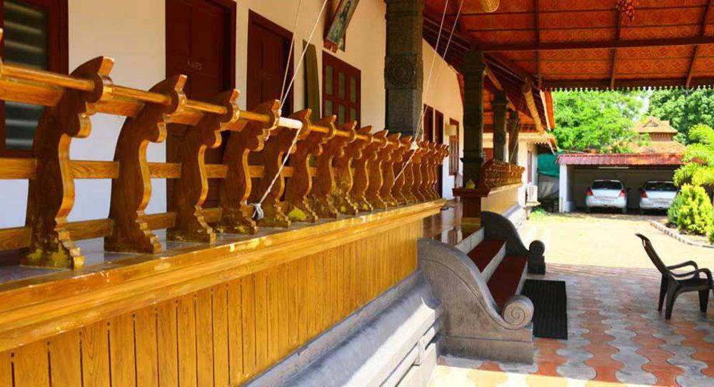 Baywatch Beach Resort Alappuzha Bagian luar foto